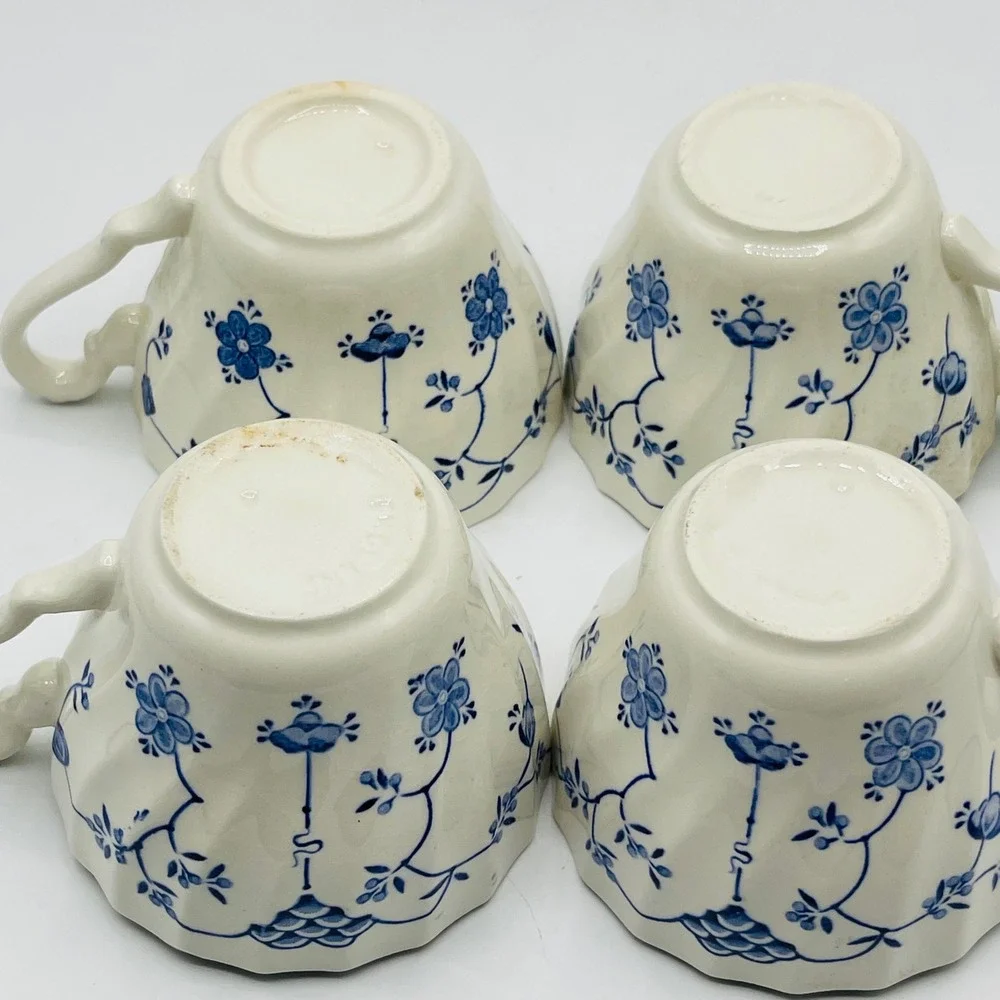 Vintage Blue and White Floral Tea Cups Set of 4 Scalloped Fluted Rim Chipped